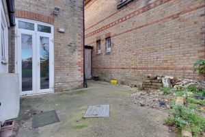 Rear External- click for photo gallery